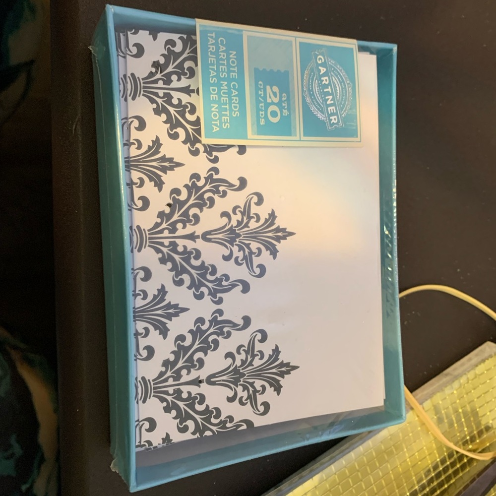 Black & White Damask Cards